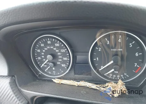 2006 BMW 330Xi из США, поврежденный, VIN WBAVD33566KL53162